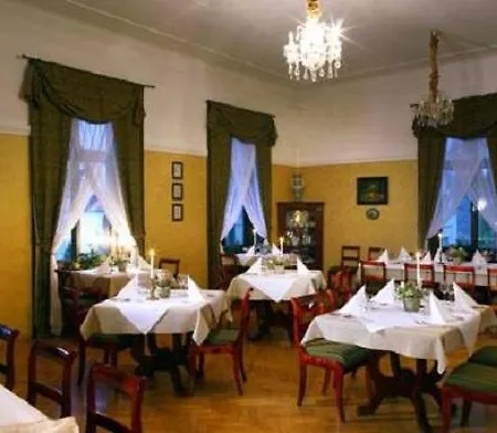 Palace 3* Лежно