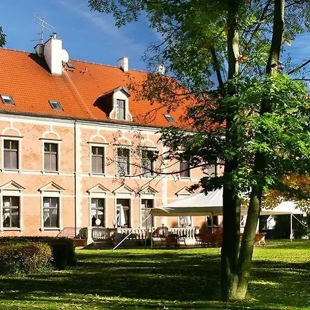 Palace 3* Лежно