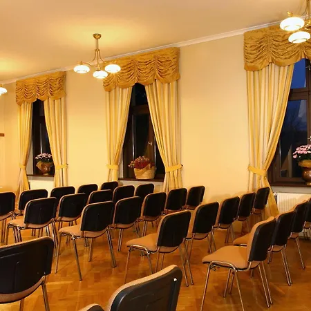 Oda ve Kahvaltı Palace Leźno