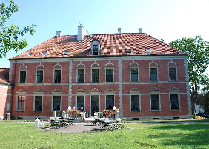 住宿加早餐酒店 Palace 莱兹诺